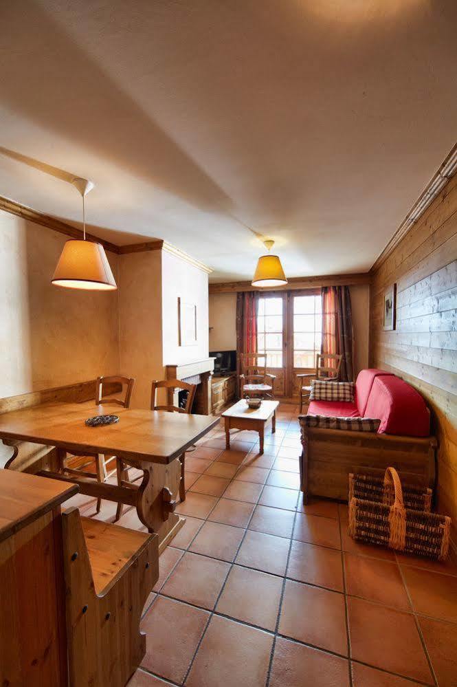 Cgh Residences & Spas Les Chalets Du Soleil Authentiques Saint-Martin-de-Belleville Ngoại thất bức ảnh
