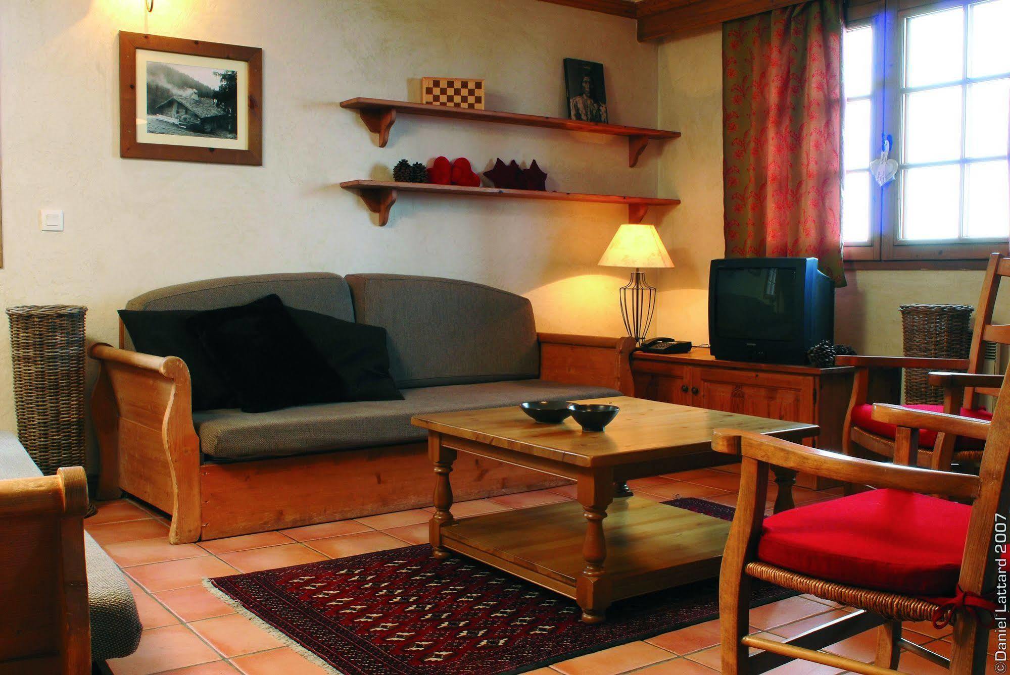 Cgh Residences & Spas Les Chalets Du Soleil Authentiques Saint-Martin-de-Belleville Ngoại thất bức ảnh